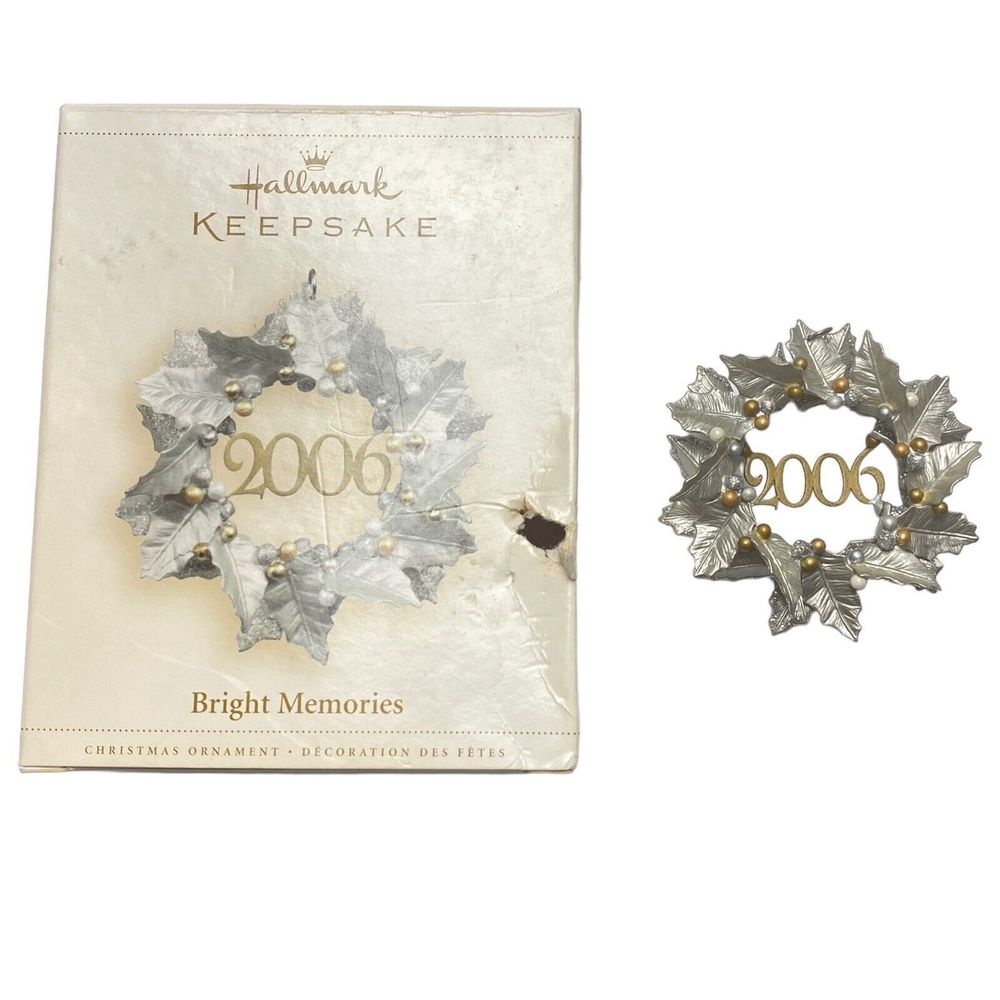 2006 BRIGHT MEMORIES Metallic Wreath Hallmark Keepsake Christmas ornament Silver - Picture 3 of 4